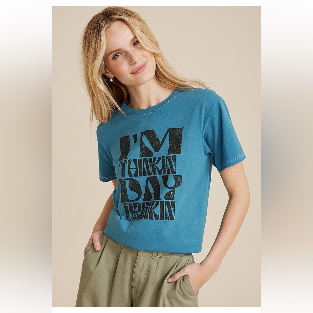 🆕 NWT Maurices Graphic T-Shirt